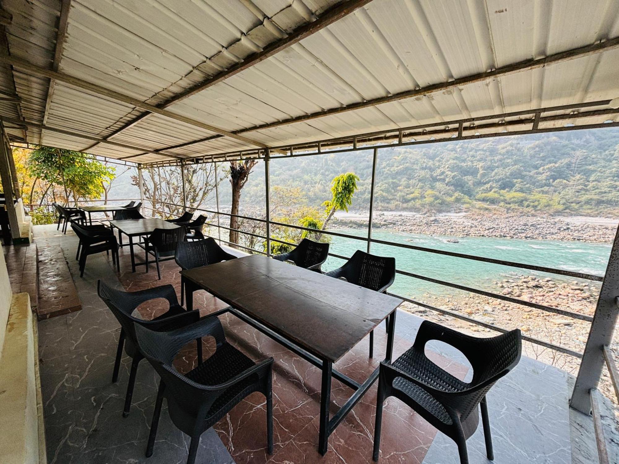 Camp High 5 Jayalgarh Hotel Dangchura Exterior photo