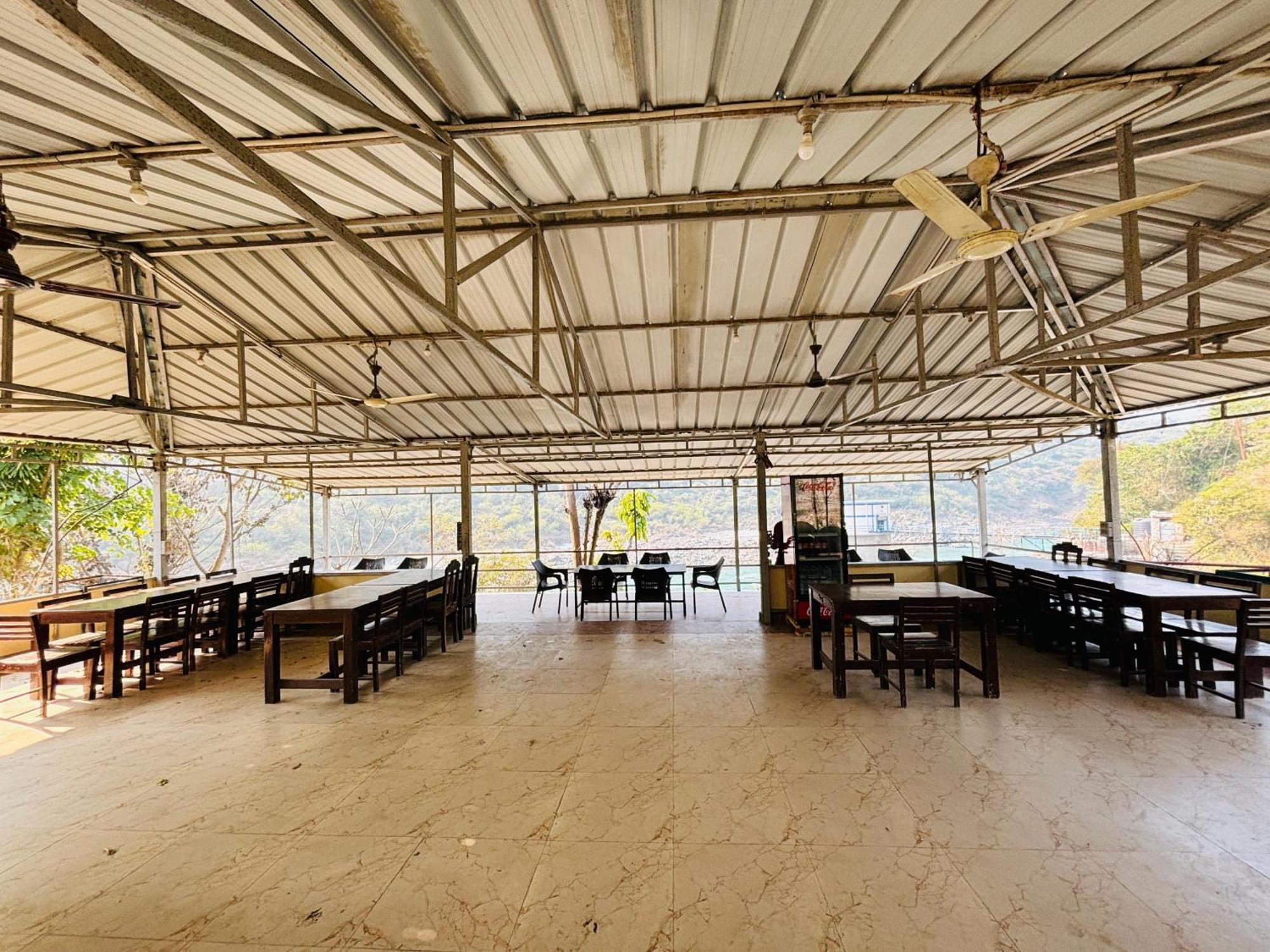 Camp High 5 Jayalgarh Hotel Dangchura Exterior photo